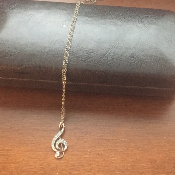 Treble clef sterling silver necklace - Picture 1 of 2